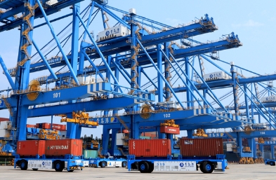 外貿(mào)出口代理憑借專業(yè)性和高效性，成為企業(yè)開(kāi)拓國(guó)際市場(chǎng)的得力助手